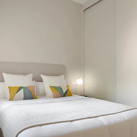 Apartment Playa De Laconcha 5 By Feelfreerentals